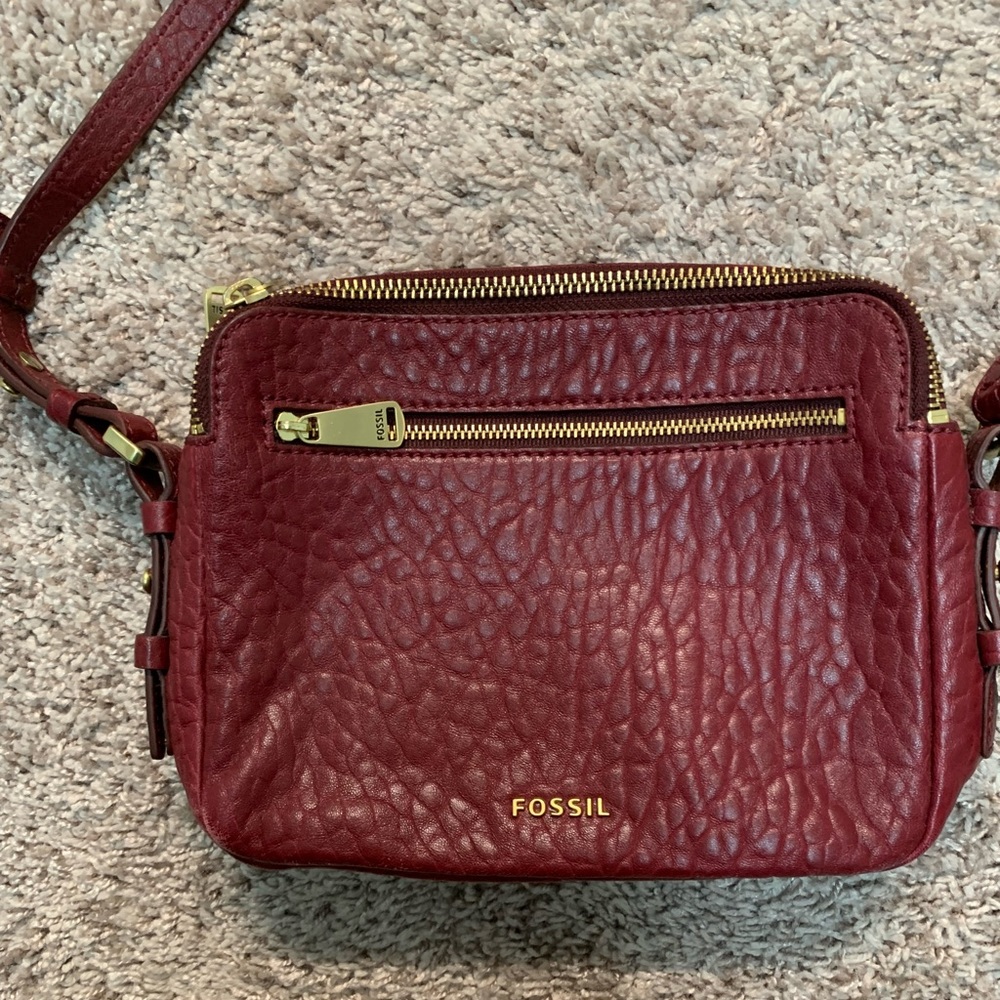 Fossil crossbody. Red burgundy. Great shape